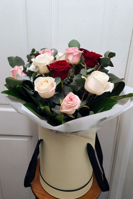 Tall Hat Box of Mixed Roses